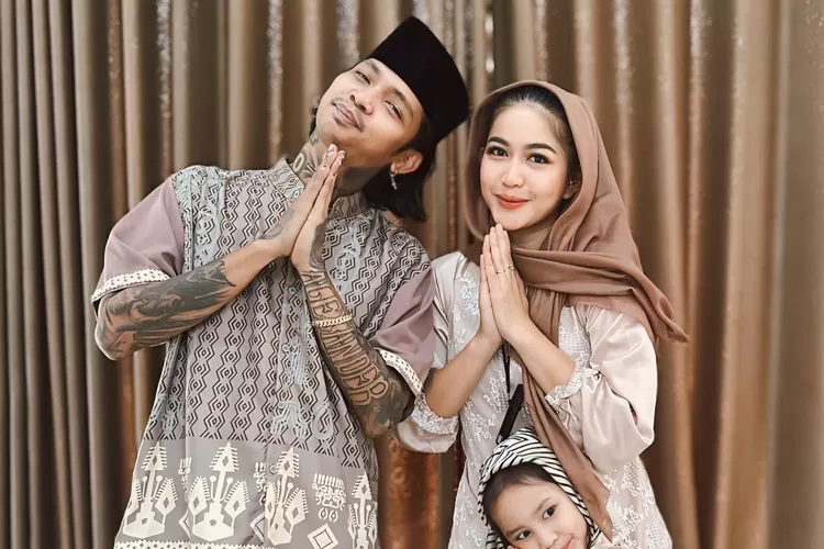 Young lex dan Eriska Nakesya Hamil Di Luar Nikah