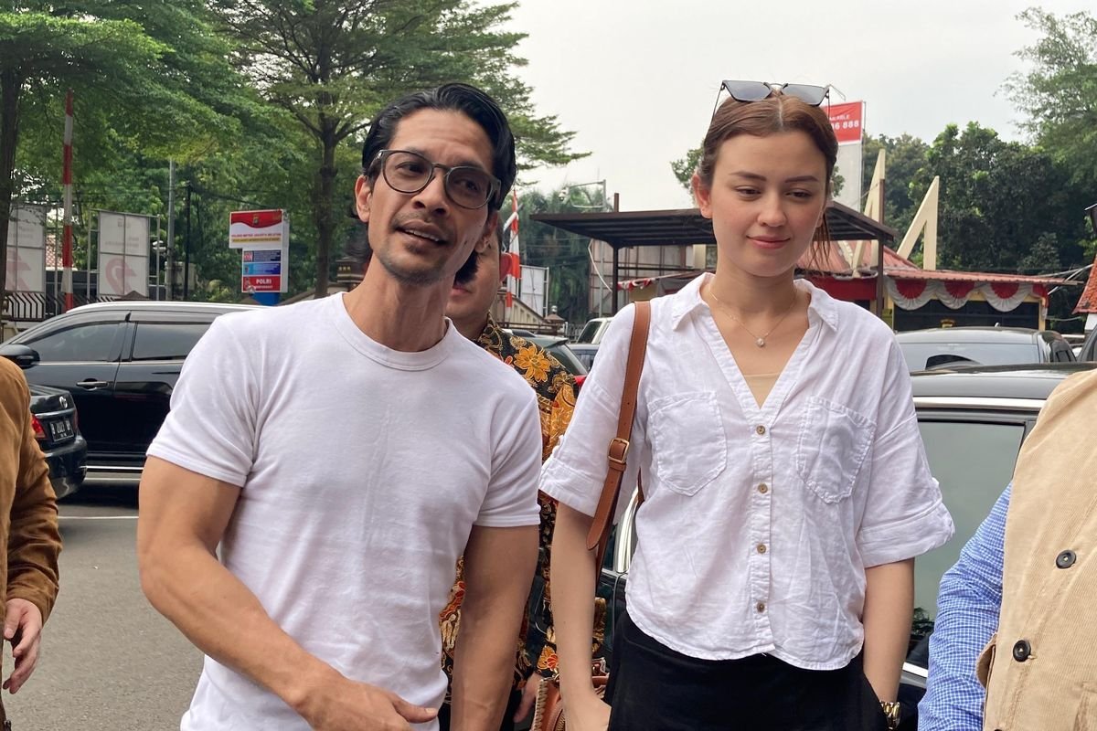 kimberly ryder setelah cerai belum menjadi WNI