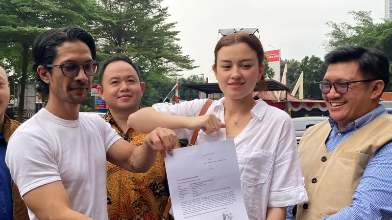 kimberly ryders cerai edward akbar